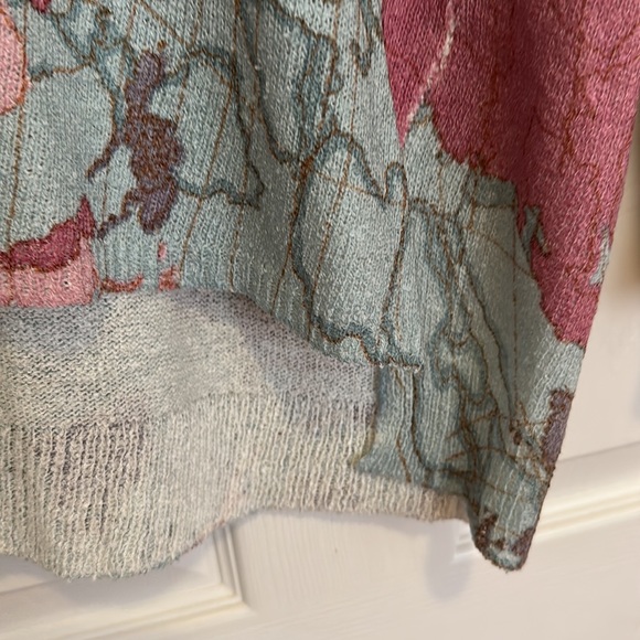 SMYM World Tour knit bonfire sweater - Picture 3 of 4